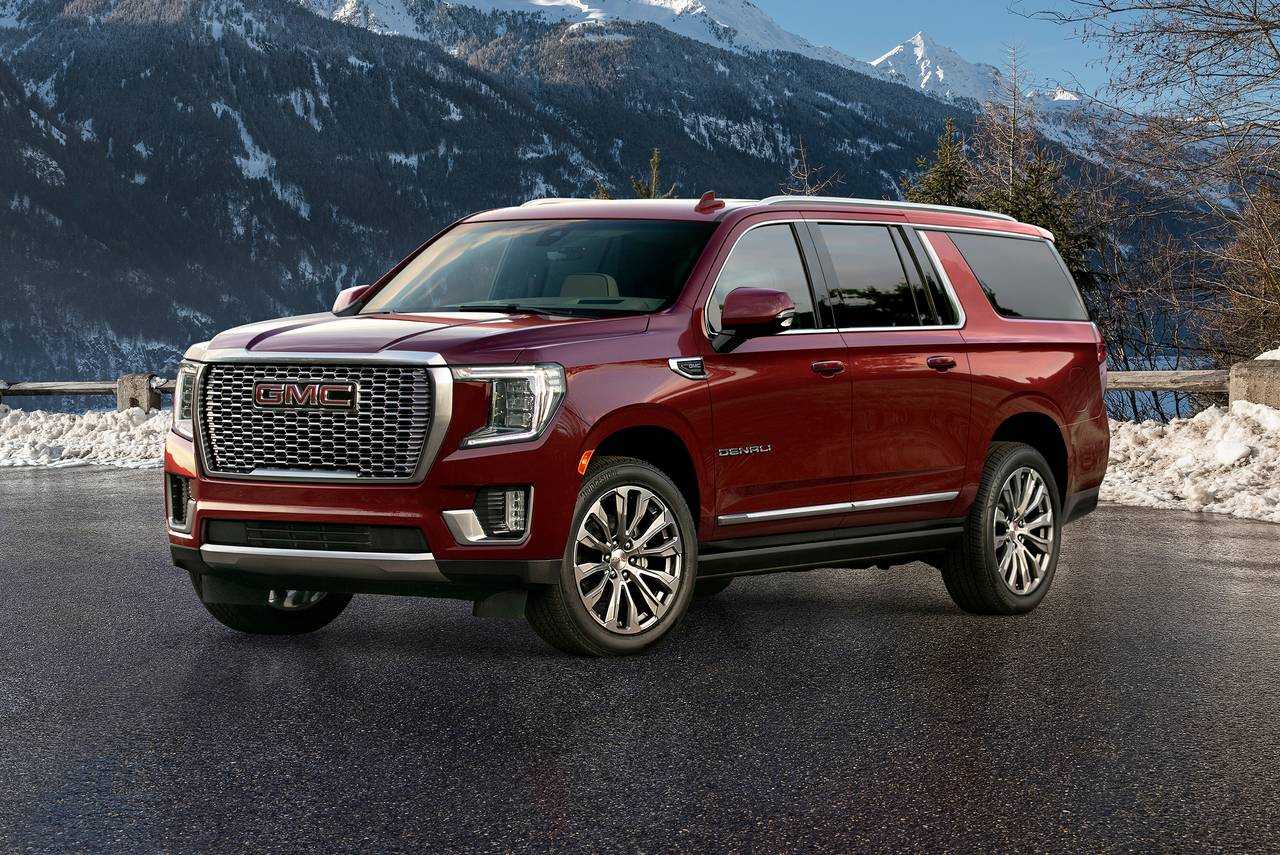GMC Yukon 2023 GMC Essential Operating and Safety Information feature image