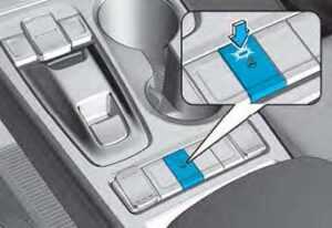 Hyundai Kona-EV 2023 Theft-alarm System and Steering Wheel 02
