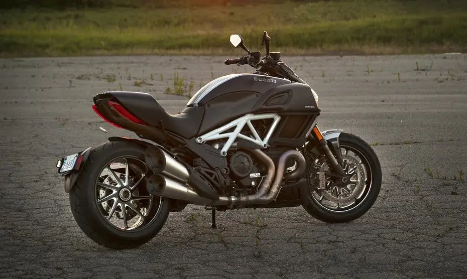 2014 Ducati Diavel Carbon Featured