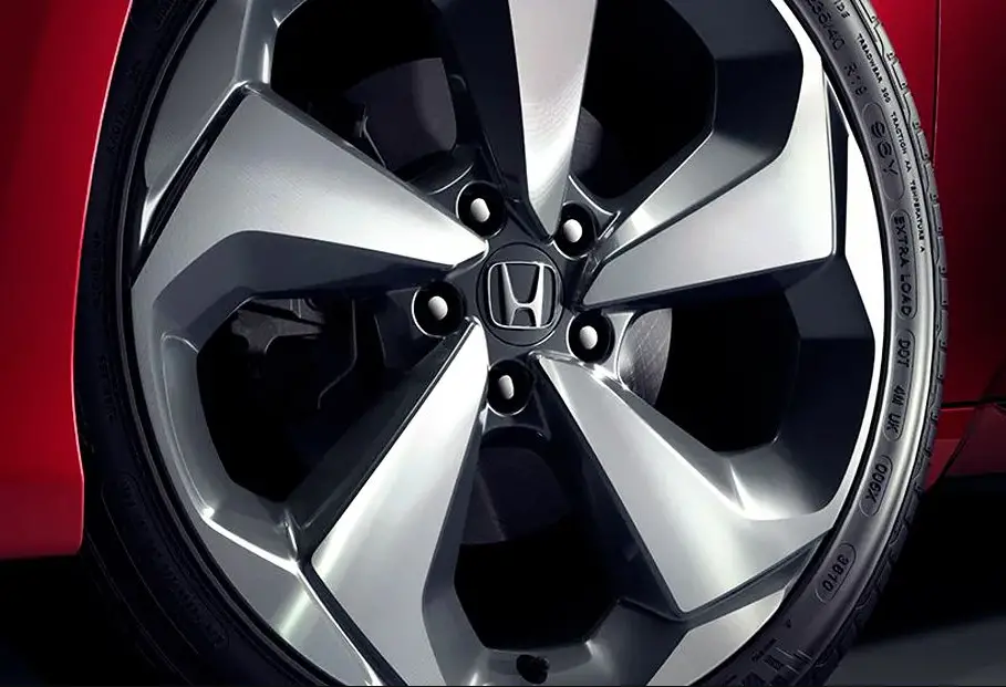 2023 - 2024-Honda-Accord-Specs-Price-Features-Mileage-(brochure)-Wheel 