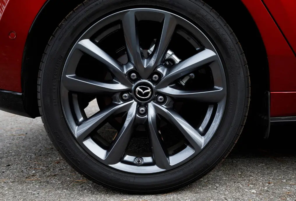 2023-2024-Mazda-3-Specs-Price-Features-Mileage-(Brochure)-Wheel