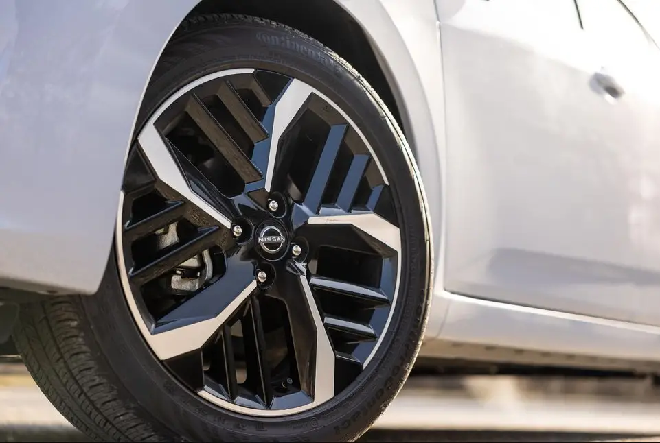 2023 Nissan Versa Specs, Price, Features, Mileage (Brochure)-Wheel 