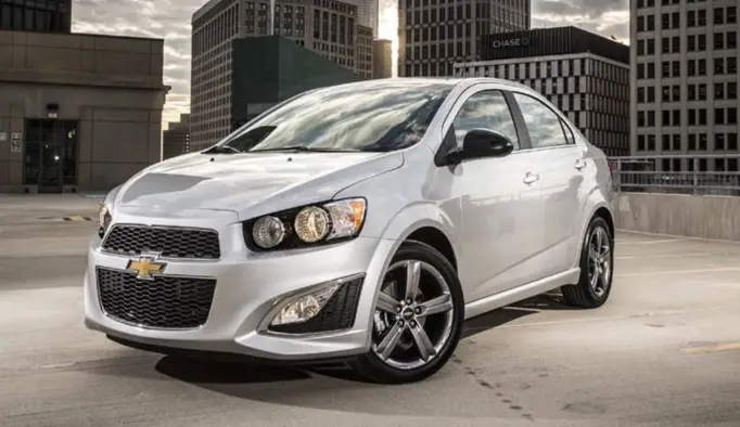 2014-Chevrolet-Sonic-featured