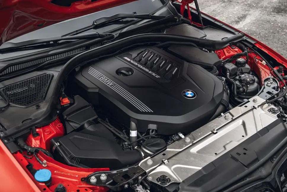 2023 BMW 3 Specs, Price, Features, Mileage (brochure)-Engine