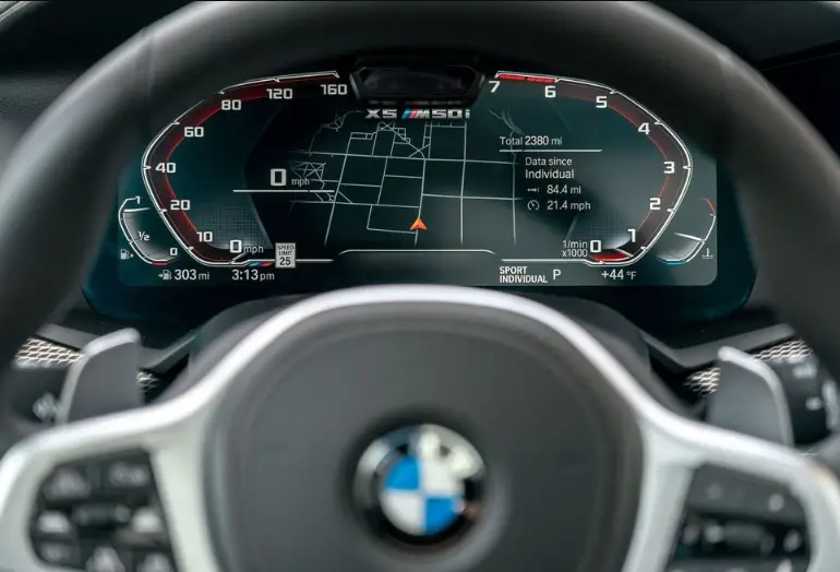 2023 BMW X5 Specs, Price, Features, Mileage (brochure)-Cluster 