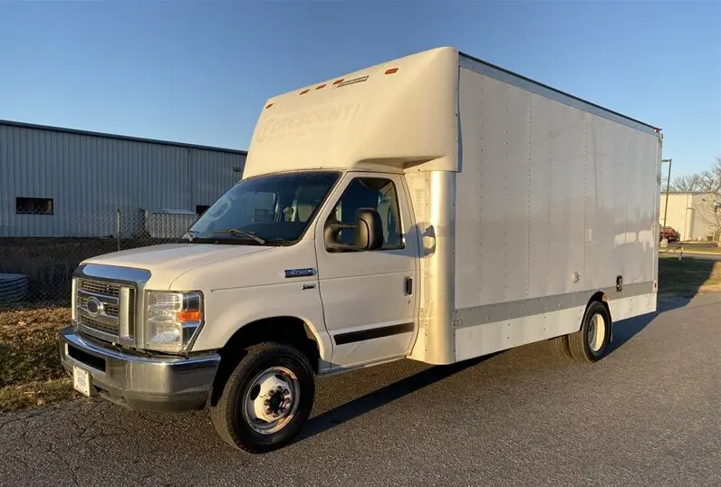 2023 FORD E-450 Featured