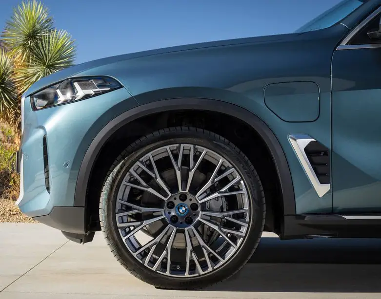 2024 BMW X5 Review, Price, Features and Mileage (Brochure) Auto User