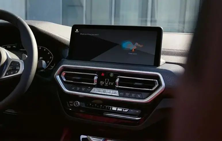 BMW-M4-Screen