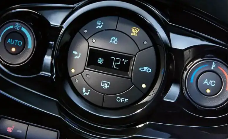 Ford-Fiesta-Controls