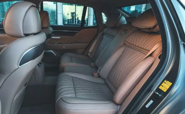 2023-2024-GENESIS-G90-Review-Price-Features-and-Mileage-(Brochure)-Seats