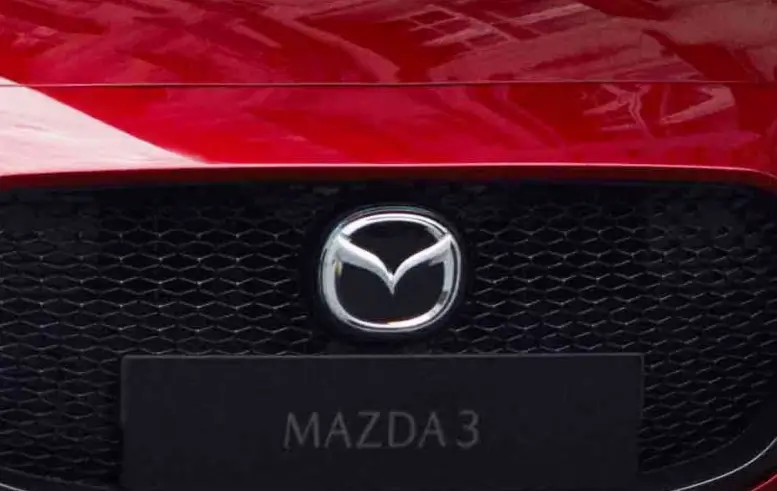 2023 - 2024-Mazda-3-Hatchback-Review-Price-Features-and-Mileage-(Brochure)-Grill-Logo