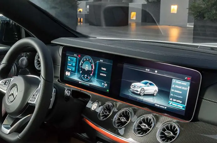 Mercedes-Benz-E-Class-Coupe-Touch-screen