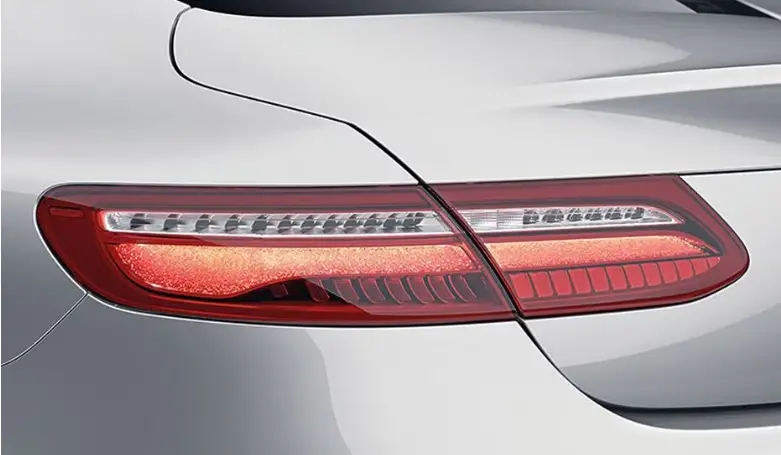 Mercedes-Benz-E-Class-Coupe-exterior-taillight