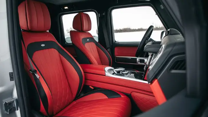 Mercedes G-seats-front