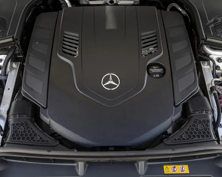 Mercedes-maybach-engine