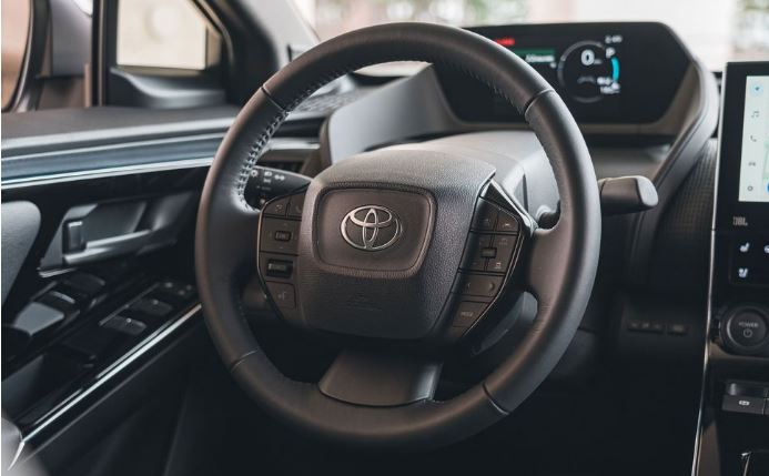 Toyota-bZ4X-Interior-steering