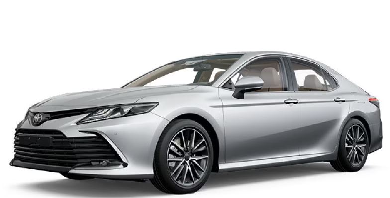 2023 - 2024-Toyota-Camry-Review-Specs-Price-Mileage-(Brochure)-Silver