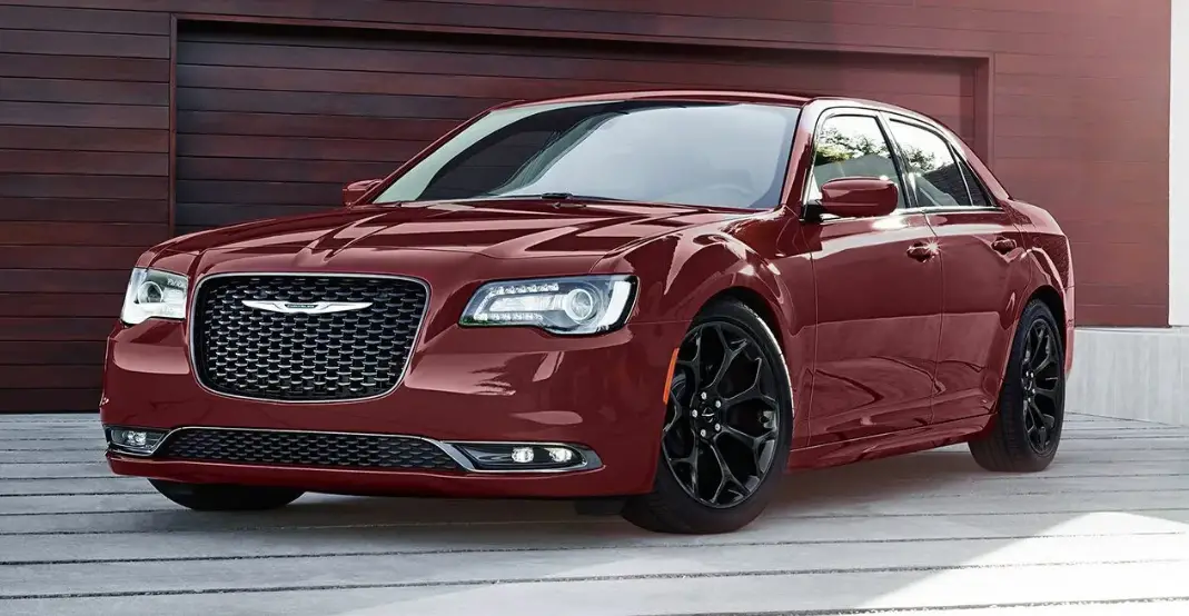2019-Chrysler-300-featured