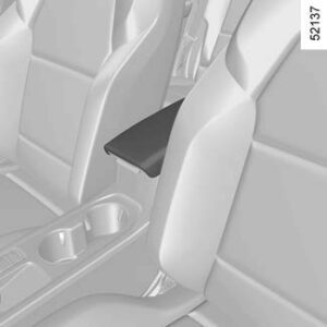2023 Renault Arkana Seats and Seat Belt (5)