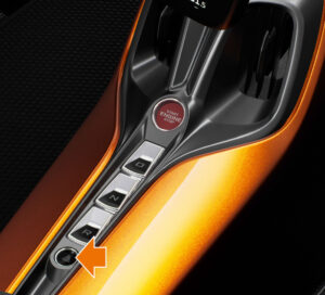 McLaren Elva Lights and Wipers03