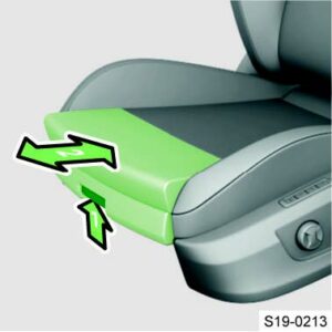 2021-2023 Skoda Octavia Seats and Seat Belt (6)