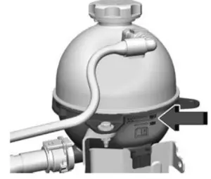 2023 GMC Sierra Denali 3500 HD Engine Oil and Fluids User Information04