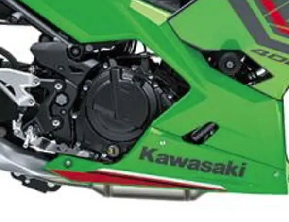 2023-Kawasaki-NINJA®-400-KRT-EDITION-engine