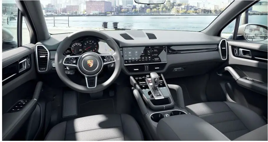 2023-Porsche-911-specs-Price-Features-Mileage and Review-interior