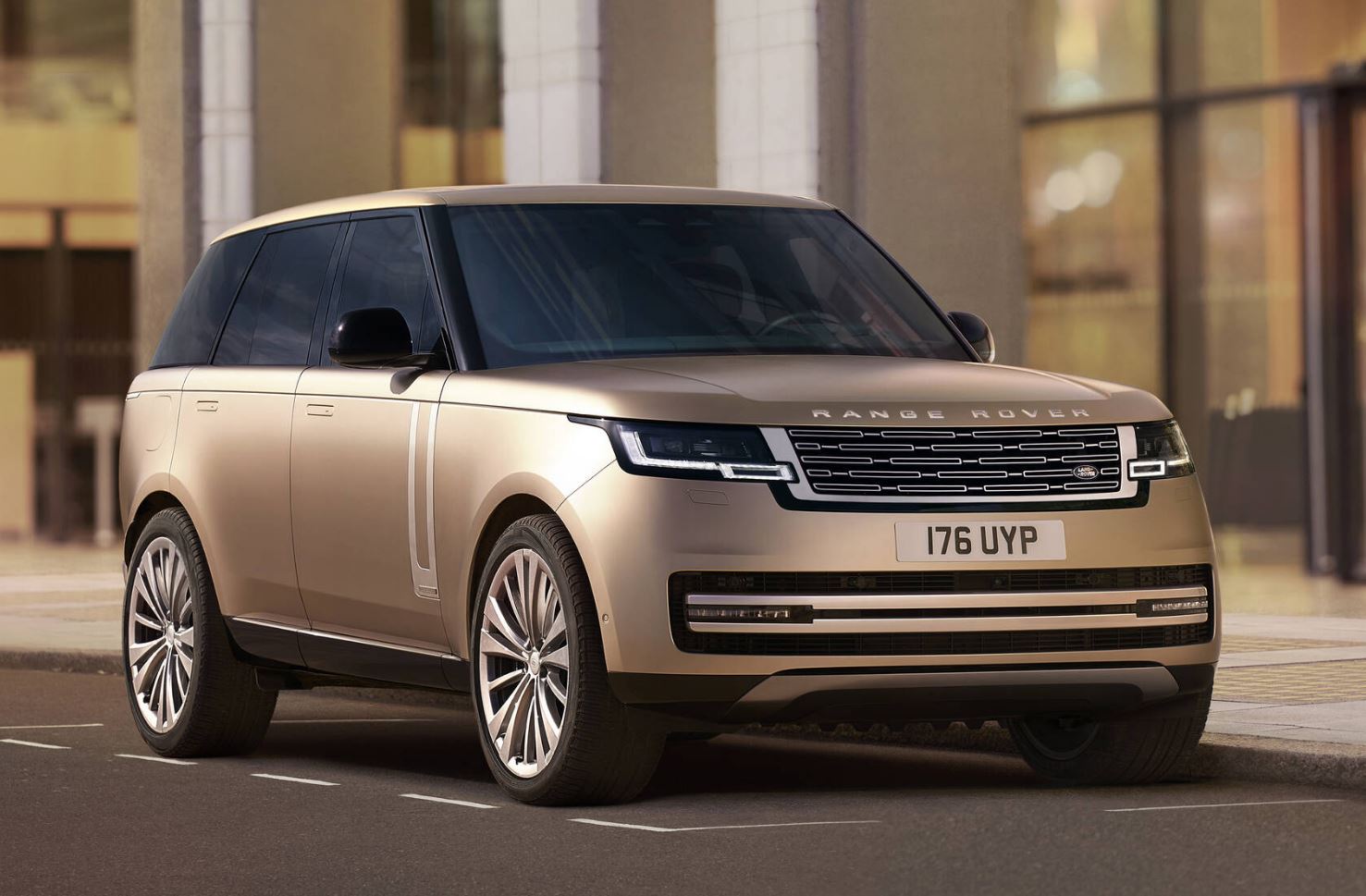 United-States-Best-selling-Four-wheel-drive-SUVs-in-2023-Land-Rover-Range-Rover