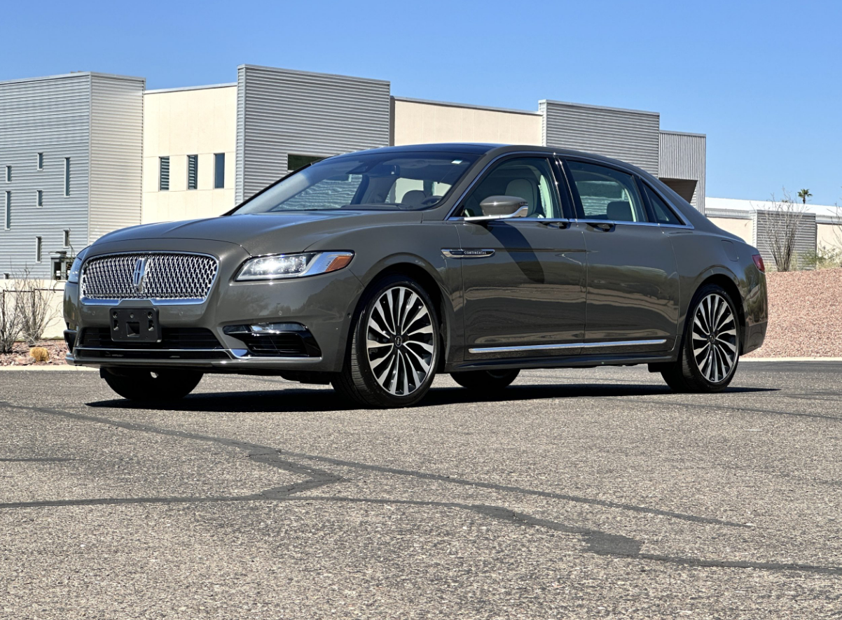2019 Lincoln Continental-FEATURED