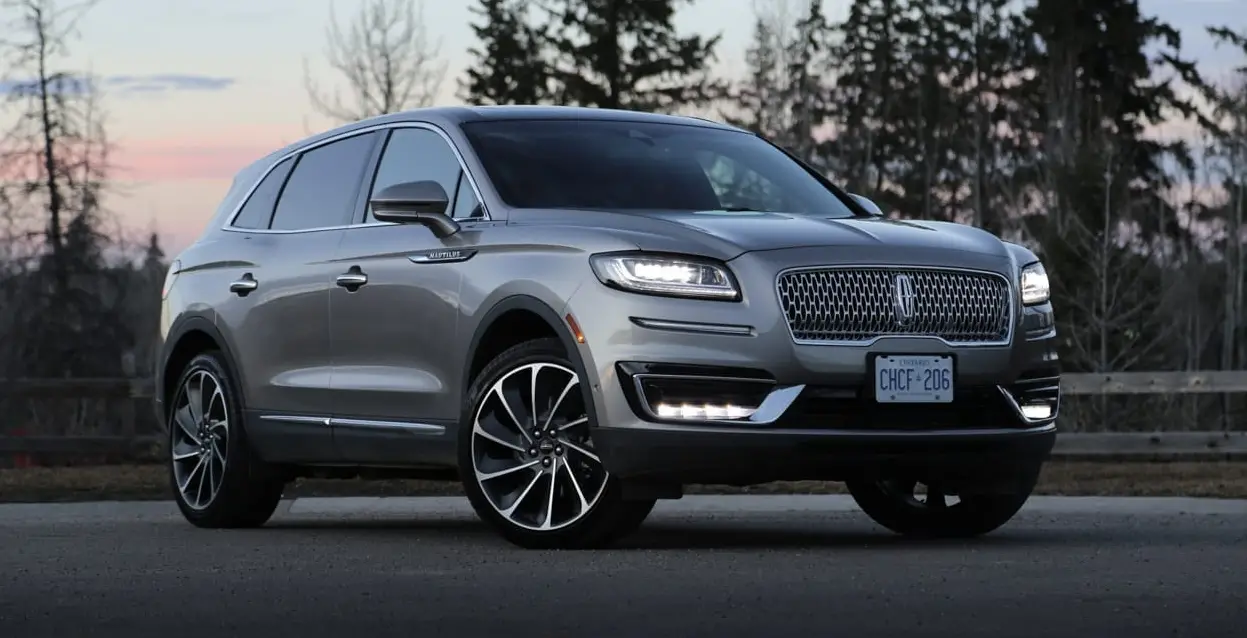 2019 Lincoln Nautilus User Guide-fEATURED