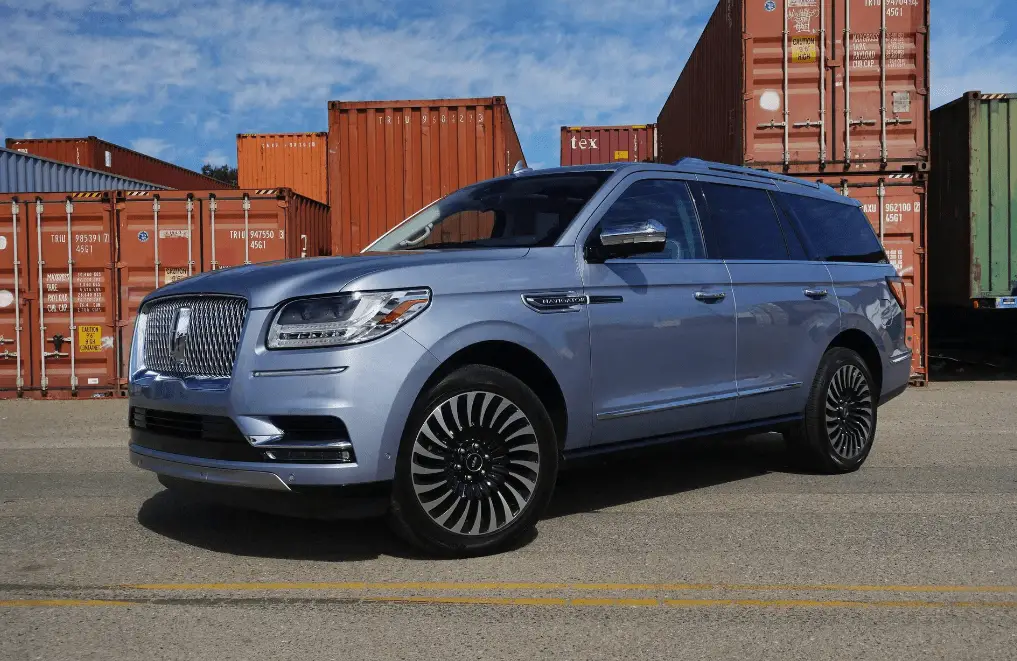 2019 Lincoln Navigator User Guide-Featured