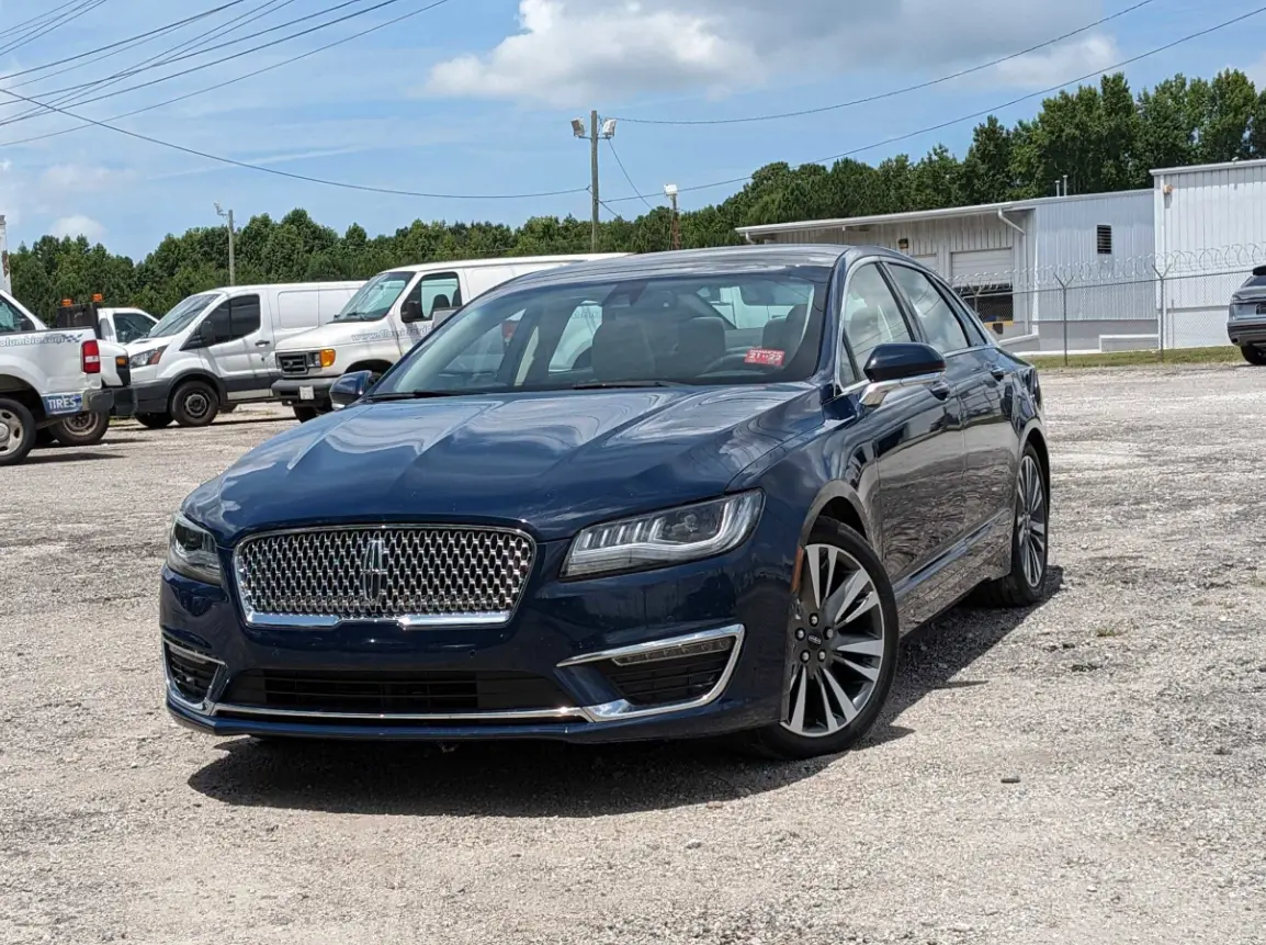2020 Lincoln Continental-featured