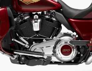 2023-Harley-Davidson-Tri-Glide-Ultra-Engine