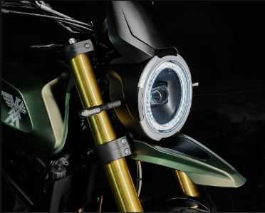 2023-Moto-Moroni-Seiemmezzo-SCR-FULL-LED-HEADLIGHTS
