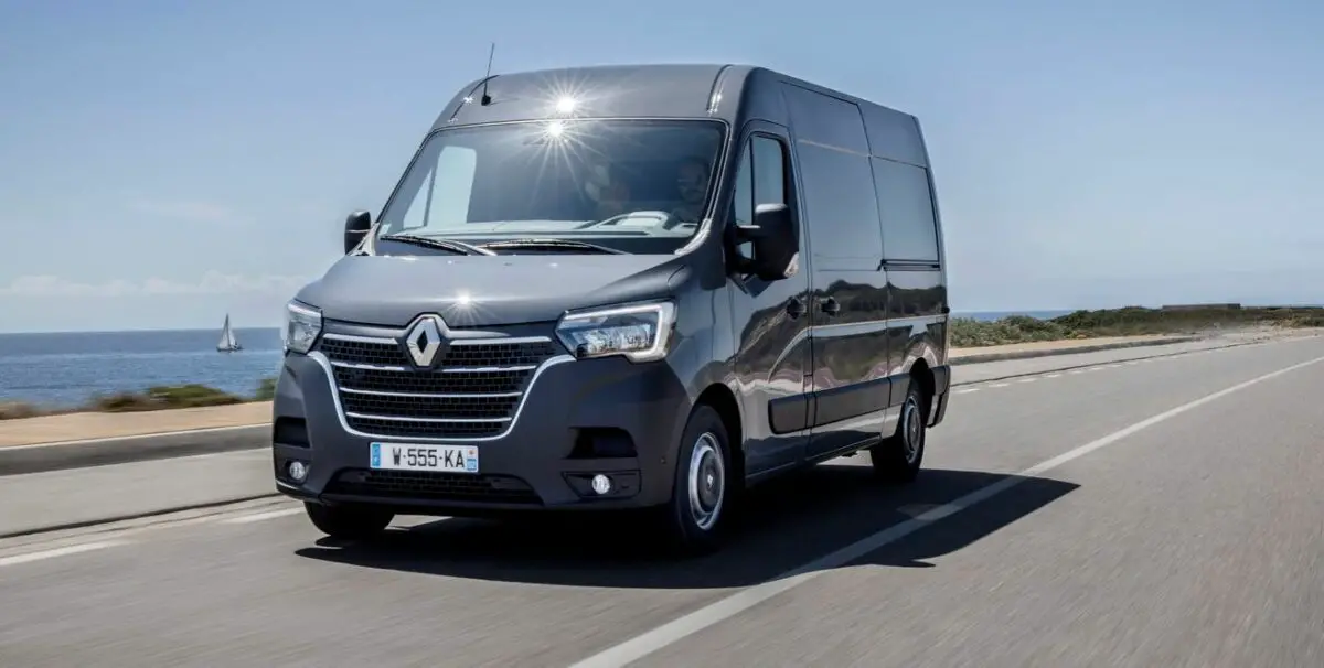 2021-Renault-Master-User-Manual-Featured