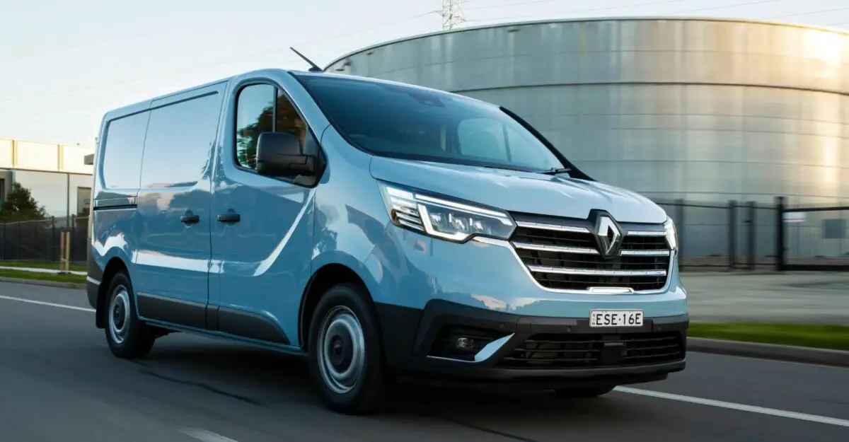 2022-Renault-Trafic-Owner-s-Manual-fEATURED