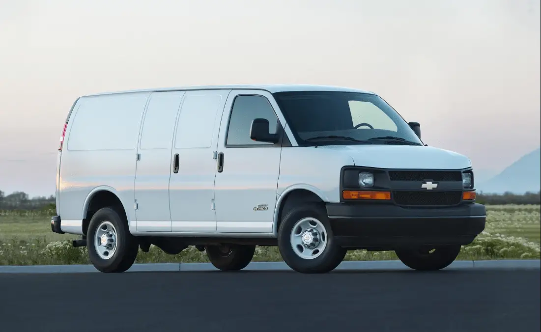 2024 chevrolet express Featured