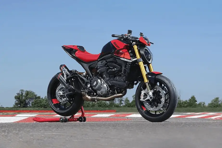 2024-Ducati-Monster-Owner-s-Manual-featured
