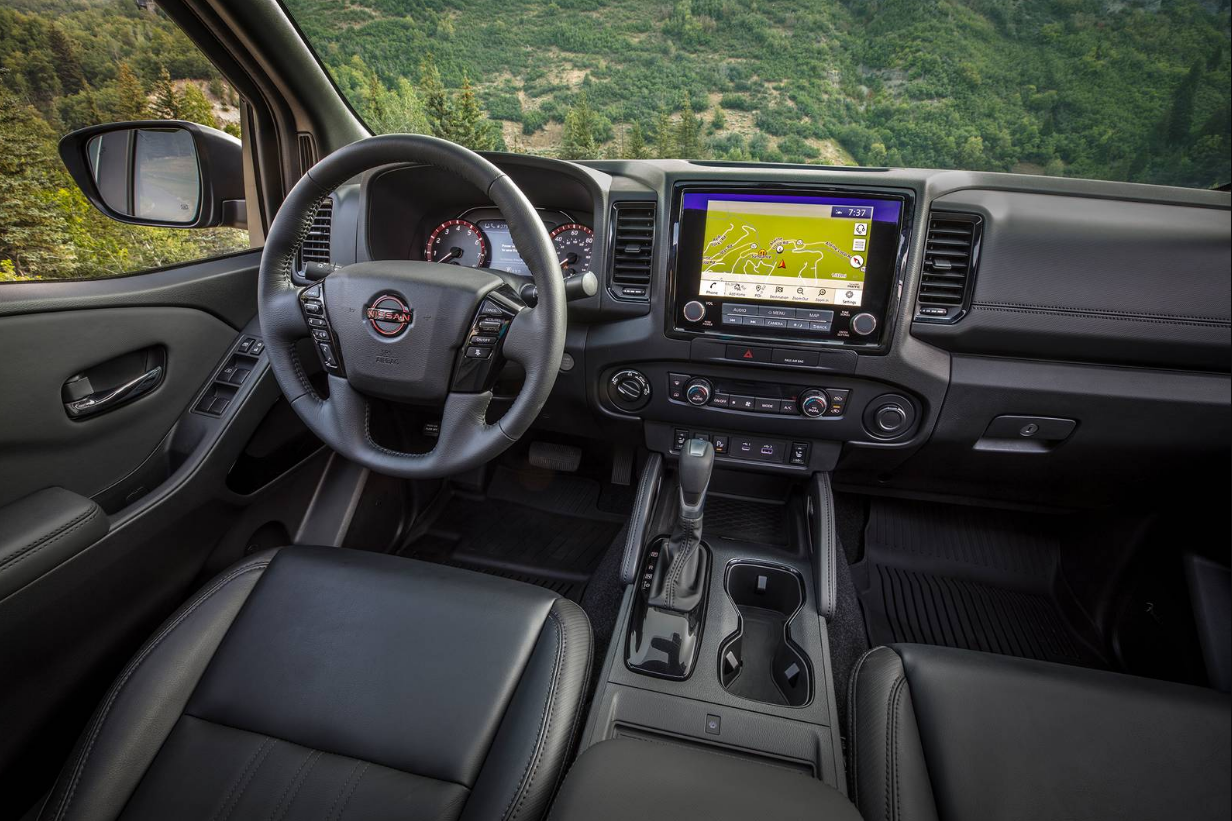 2024-Upcoming-Cars-of-Nissan-in-this-year-2024-Nissan-Frontier-Interior