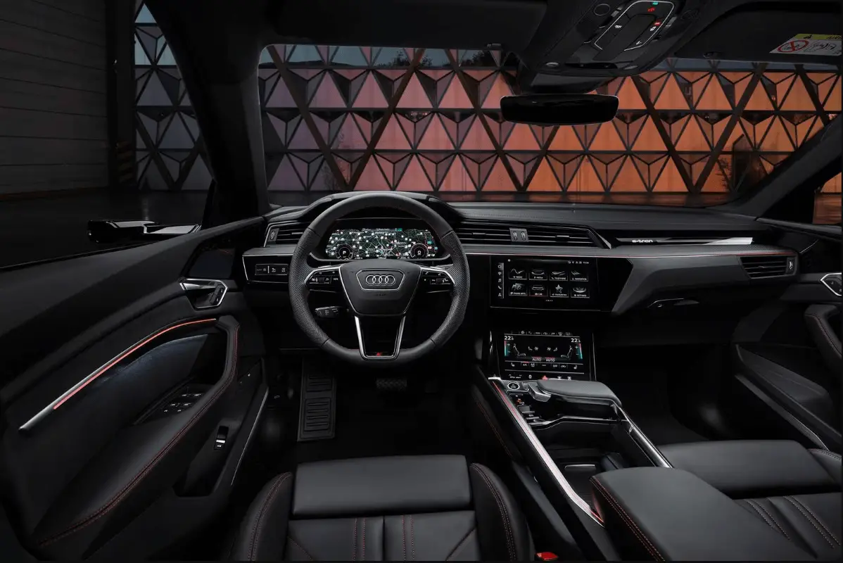 Explore-the-Latest-Audi-Car-Models-of-2024-Audi-Q8-e-tron-Interior