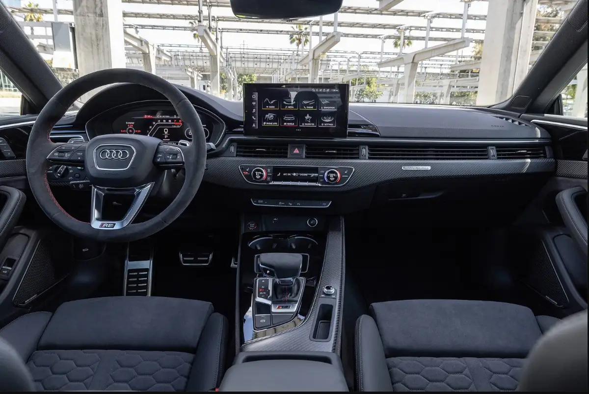 Explore-the-Latest-Audi-Car-Models-of-2024-Audi-RS5-Interior