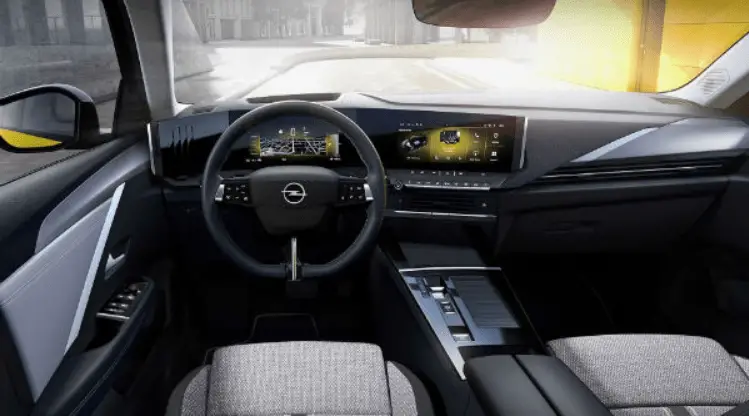 2024-Latest-Sedan-Cars-Set-to-Hit-the-UK-Market-Vauxhall-Astra-interior
