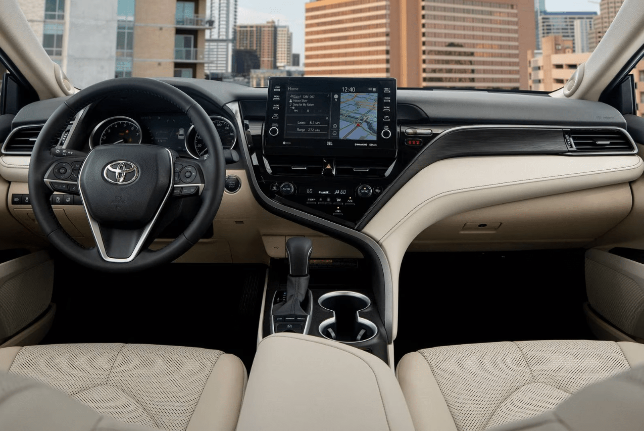 2024-Most-Selling-Hybrid-Vehicles-in-UAE-Toyota-Camry-Interior