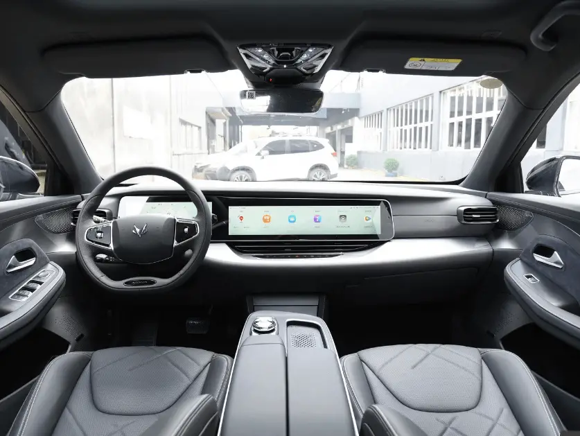 2024-Sedan-Finding-Your-Perfect-Match-in-China-Arcfox-Alpha-S5-interior