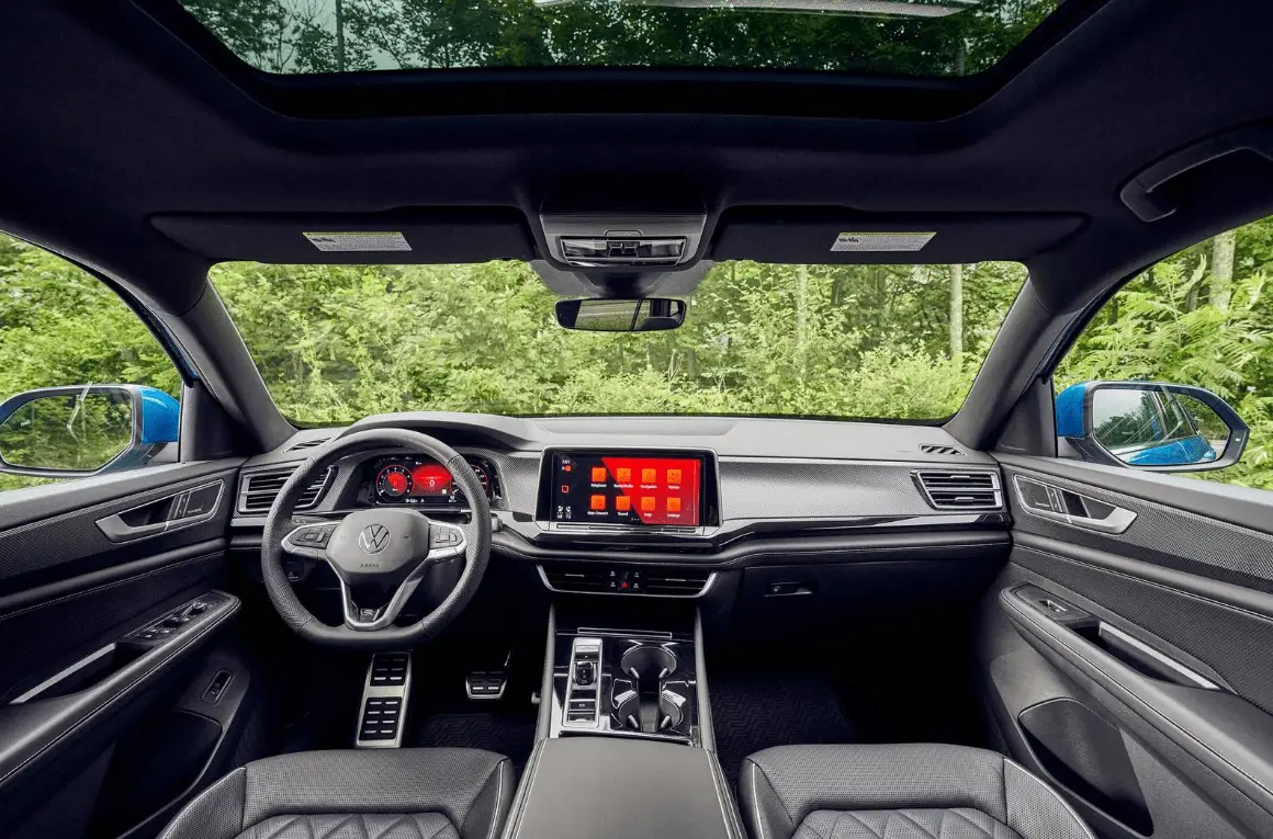 2024-Upcoming-Cars-of-Volkswagen-in-this-year-Volkswagen-Atlas-Cross-Sport-Interior