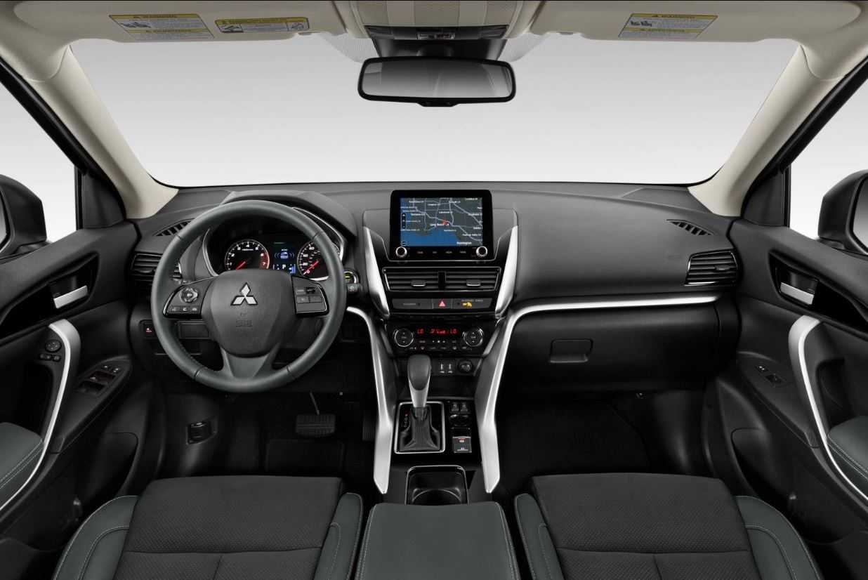 Mitsubishi-New-Upcomings-Vehicles-2024-ECLIPSE-CROSS-Interior