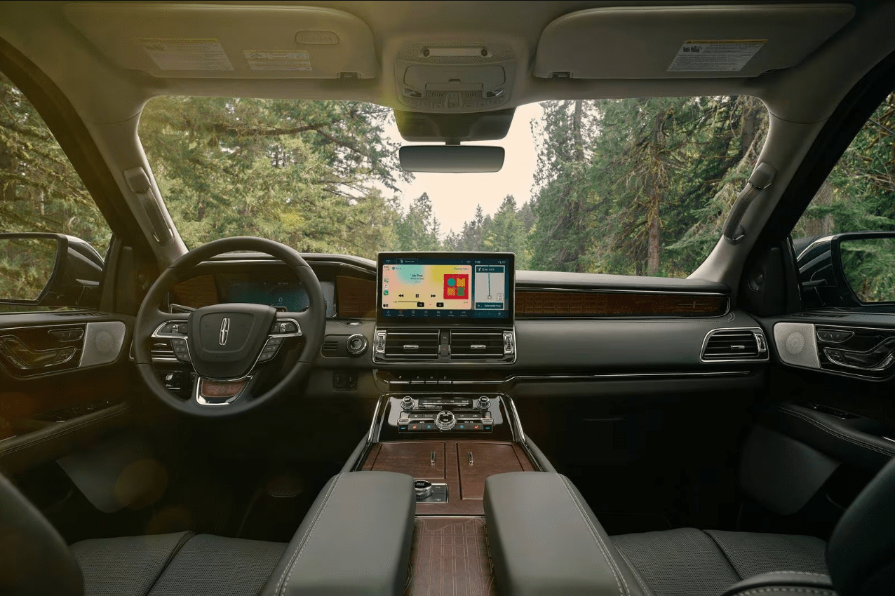 Top-10-Off-Road-SUVs-to-Buy-in-2024-Lincoln-Navigator-Interior
