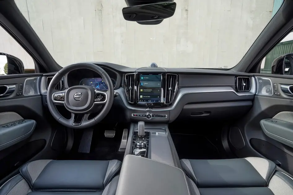 Volvo-Top-10-Upcoming-Cars-in-2024-Volvo-XC60-Recharge-interior